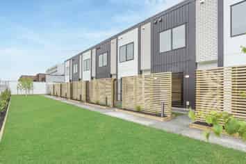 4/1 Vialou Street, Hamilton Central