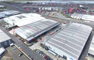 High Stud, A-Grade & On-Site Cafe