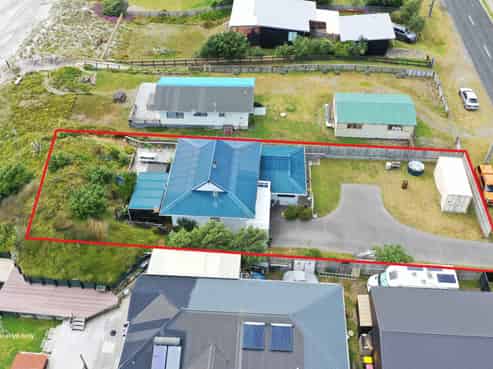 563 Pukehina Parade, Pukehina