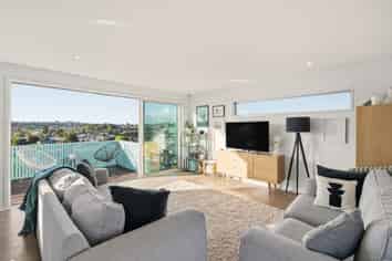 140 Levers Road, Matua