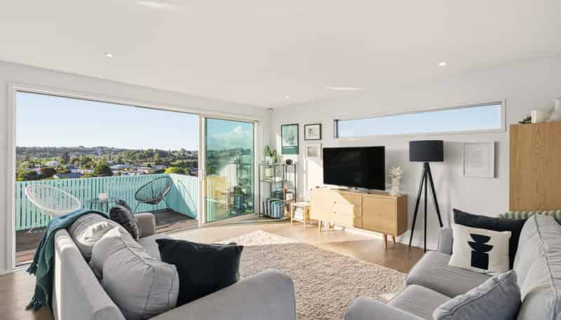 140 Levers Road, Matua