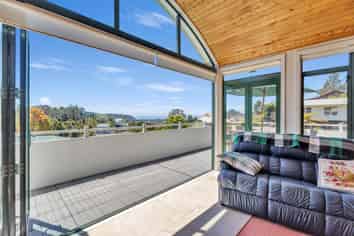 54 Hinemoa Terrace, Tairua