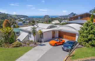 54 Hinemoa Terrace, Tairua