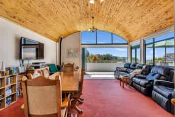 54 Hinemoa Terrace, Tairua