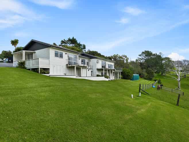 23 Crows Road, Swanson