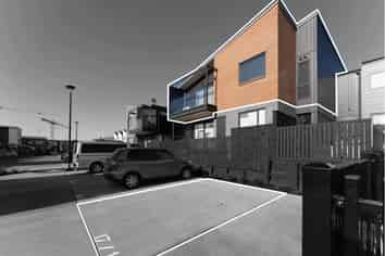 17/1  Scott Road, Hobsonville