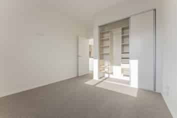 17/1  Scott Road, Hobsonville