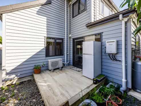 51B Hallberry Road, Mangere East