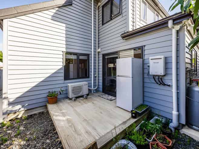 51B Hallberry Road, Mangere East