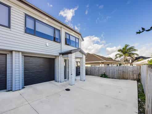 51B Hallberry Road, Mangere East