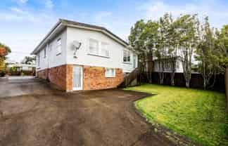 12 Paramu Avenue, Birkdale