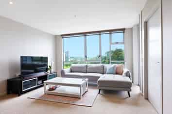 201/5 Rose Garden Lane, Albany