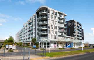 201/5 Rose Garden Lane, Albany
