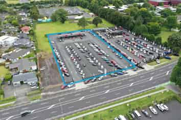 Premium High-Profile Yard & Office Facility