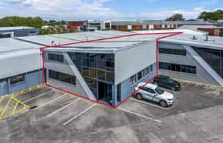 Vacant and versatile industrial unit