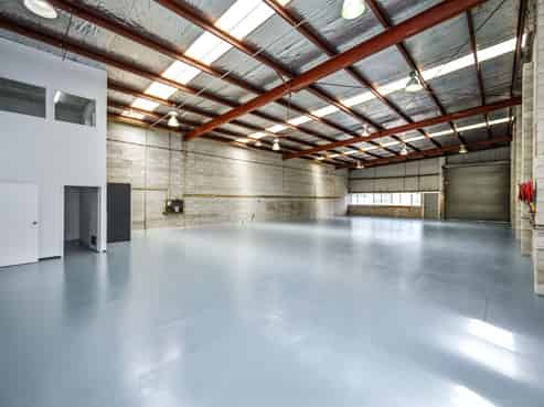 Vacant and versatile industrial unit