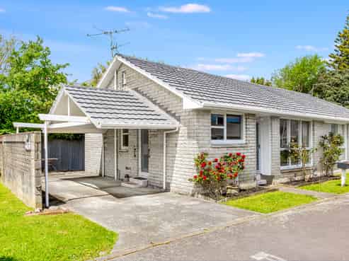 1/170 Waterloo Road, Hutt Central