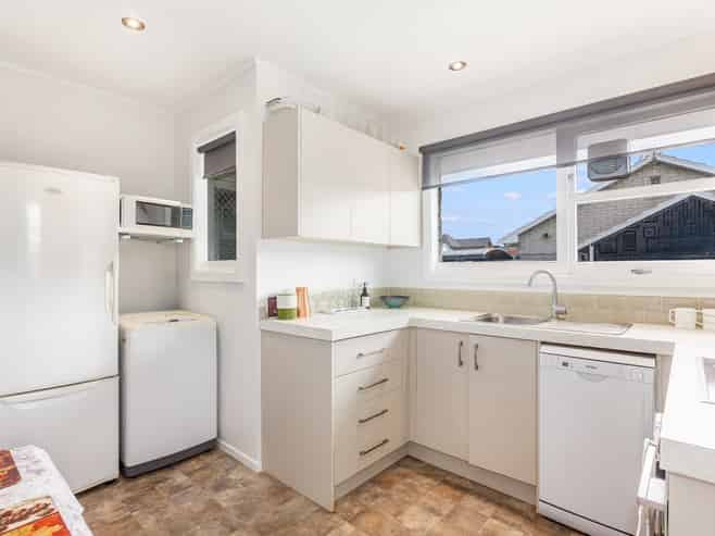 1/170 Waterloo Road, Hutt Central