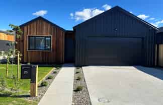 25 Vintage Street, Cromwell