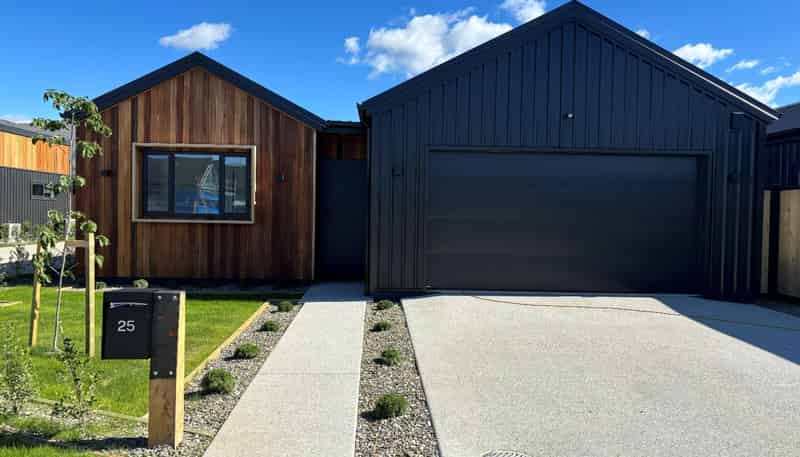 25 Vintage Street, Cromwell