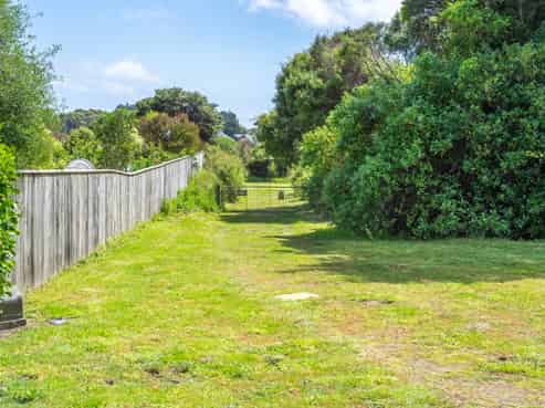 41 Morepork Drive, Waikanae