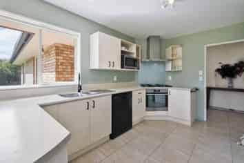 1015 Two Chain Road, Swannanoa