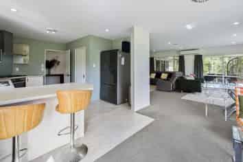 1015 Two Chain Road, Swannanoa