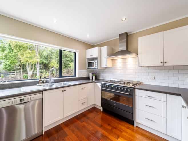 30 Carlow Grove, Birchville