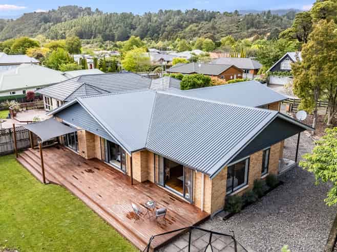 30 Carlow Grove, Birchville