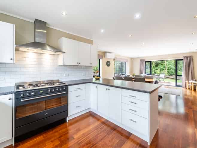 30 Carlow Grove, Birchville