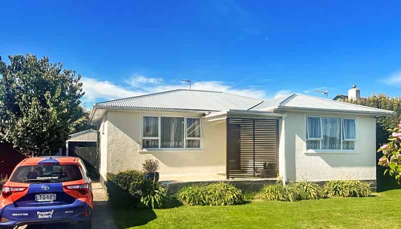 29 Selwyn Crescent, College Estate