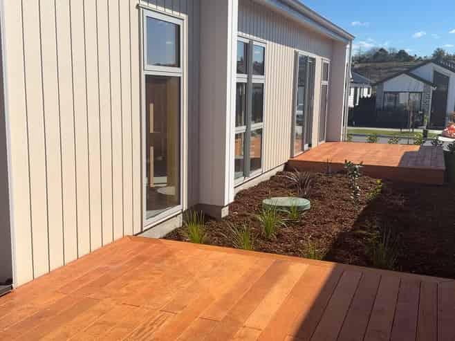 387 Te Taruna Dokter, Milldale