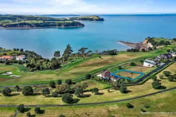 26 Pacific Cliffs Drive, Gulf Harbour