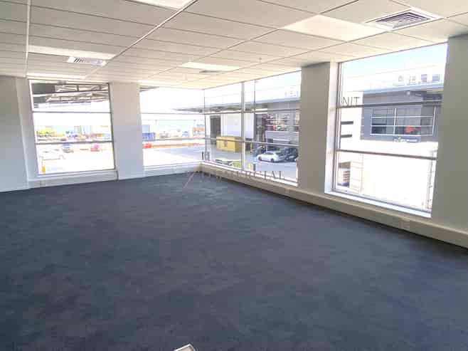 A-Grade Facility + 1,255sqm YARD 