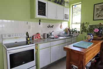 10 Broadway, Reefton