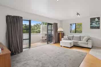 22 Claverdon Drive, Massey