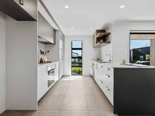 11 Empire Crescent, Papamoa