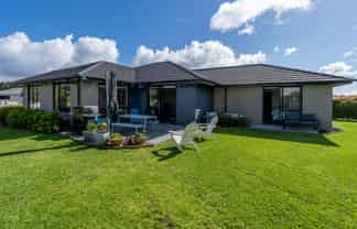 15 Admiralty Drive, Paihia