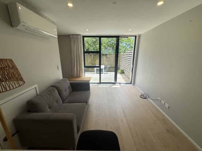 28 Koro Lane, Mangere Bridge