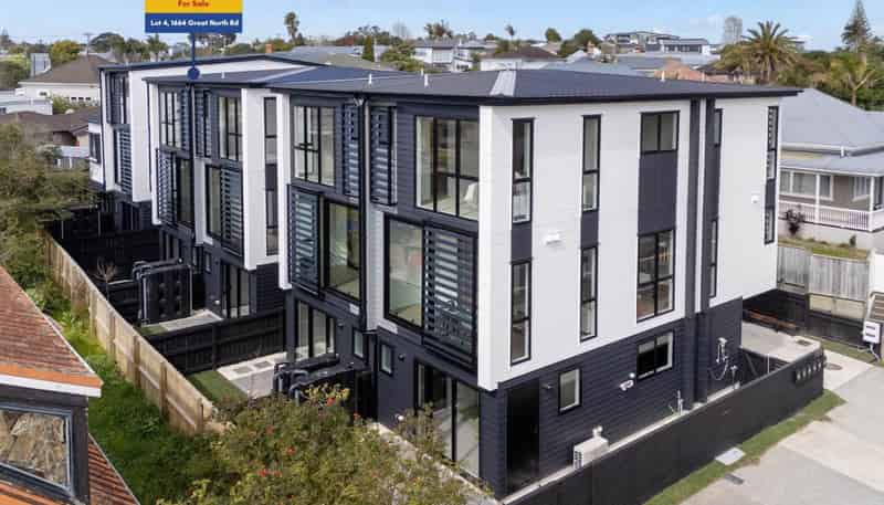 Lt 4, 1664 Great North Road, Avondale