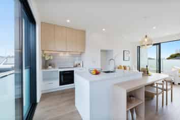 8/6 Shakespeare Road, Milford