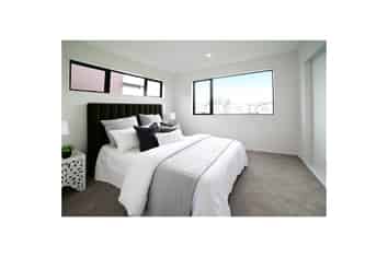 17 Kiato Lane, Flat Bush