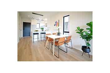 17 Kiato Lane, Flat Bush