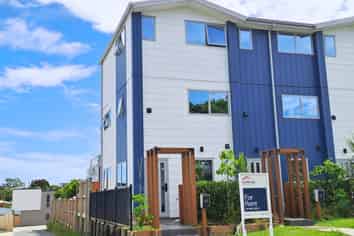 6/42 Kaikoura Street, Henderson