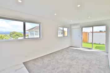 6/42 Kaikoura Street, Henderson