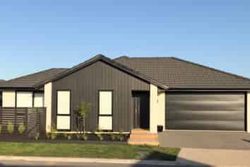 5 Raynor Crescent , Pyes Pa