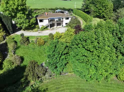 3075 Old Coach Road, Clinton