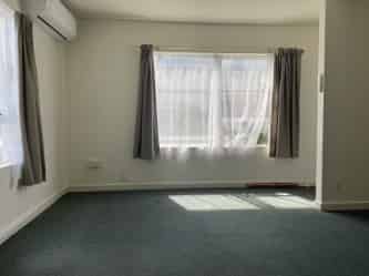 8/185-189 Naenae Road, Naenae