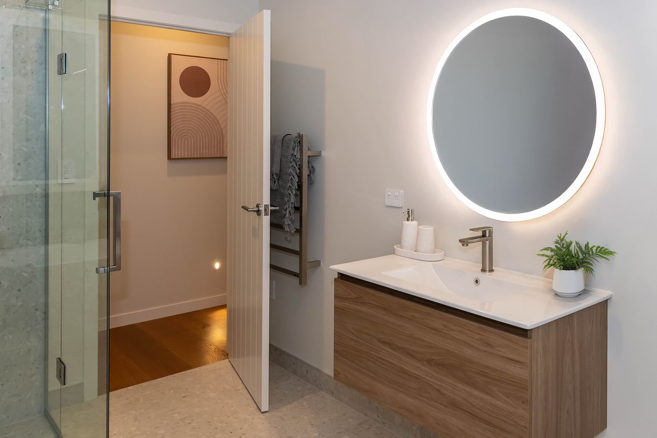 Generous Space, Timeless Design - Lot 308, Berryfields – další