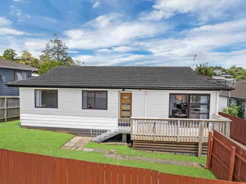 148 & 148A Solar Road, Glen Eden